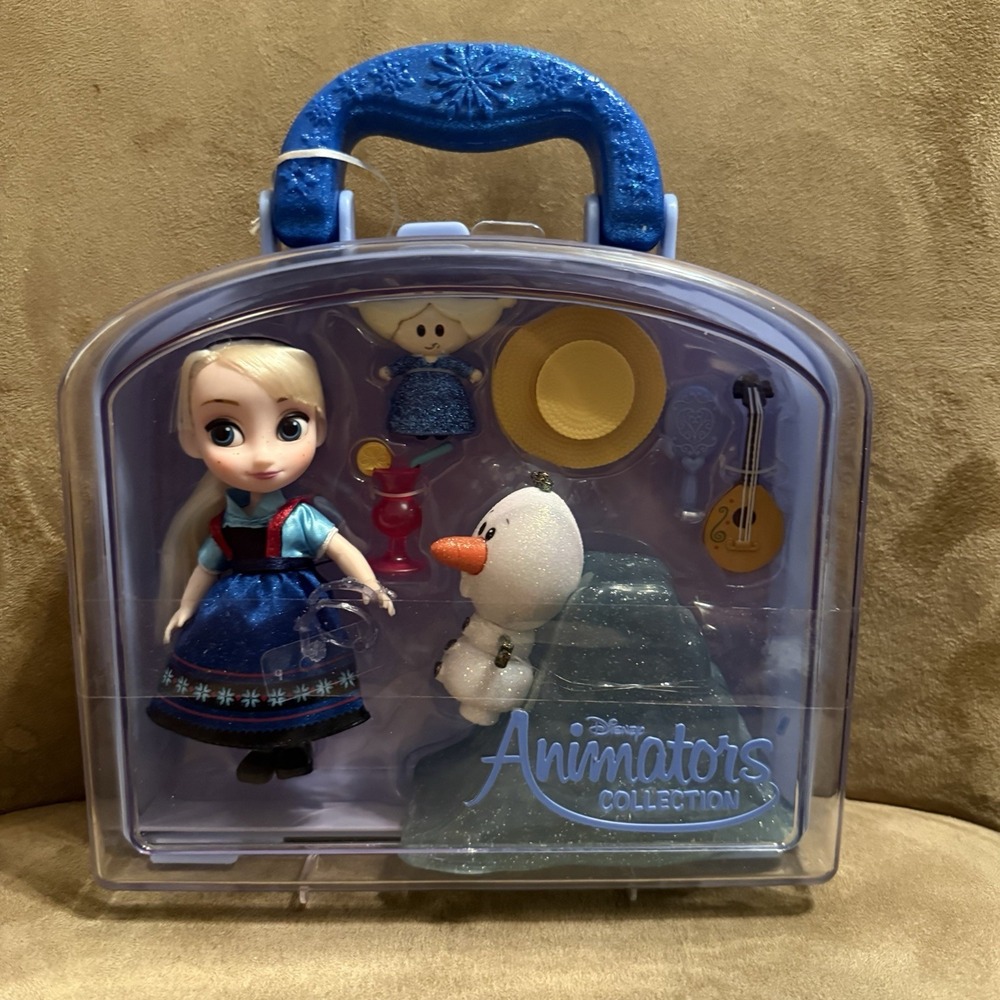 DISNEY STORE ANIMATORS' COLLECTION ELSA MINI DOLL PLAY SET NEW WITH TAGS